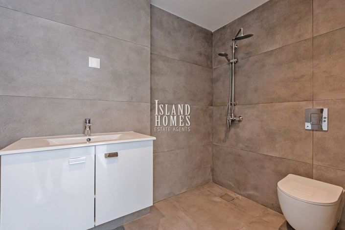 Image No.19-2 Bed Apartment for sale