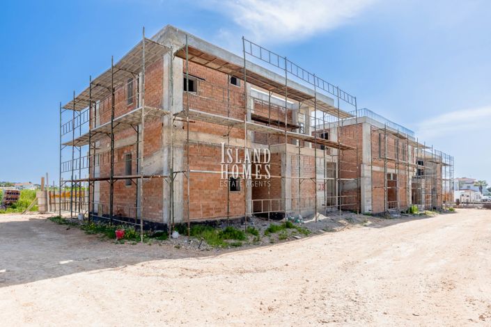 Image No.3-4 Bed Villa for sale