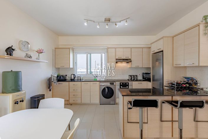 Image No.11-3 Bed Semi-Detached for sale