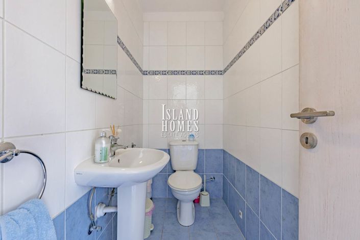 Image No.14-3 Bed Semi-Detached for sale
