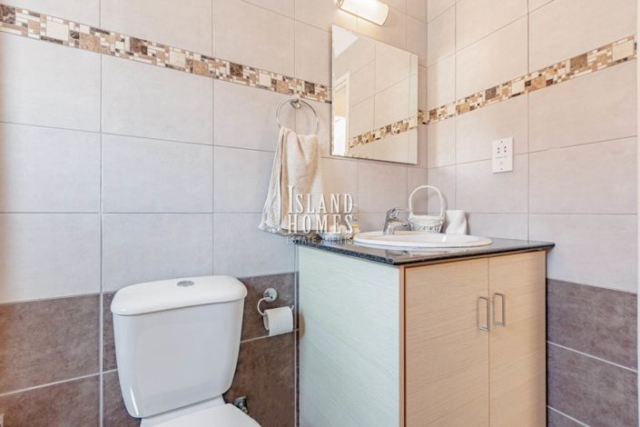 Image No.25-3 Bed Semi-Detached for sale