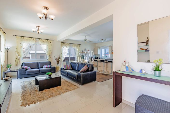 Image No.7-3 Bed Semi-Detached for sale