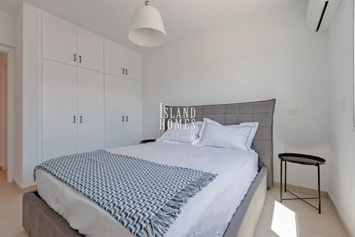 Image No.19-2 Bed Apartment for sale