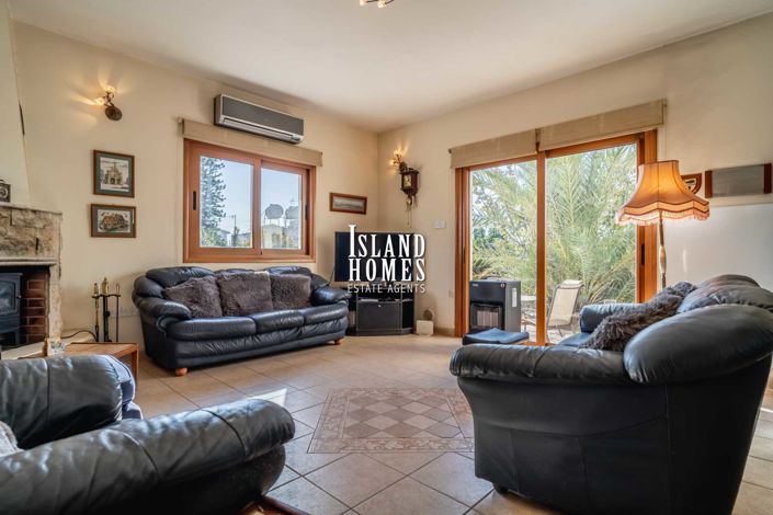 Image No.3-3 Bed Villa / Detached for sale