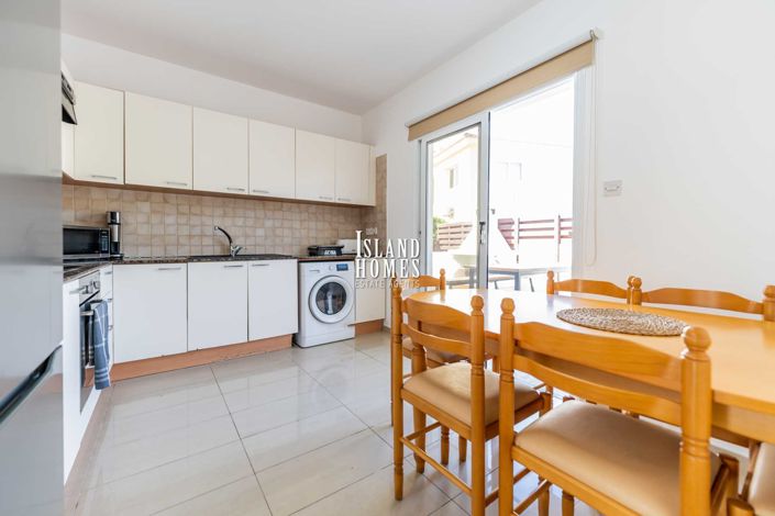Image No.11-3 Bed Semi-Detached for sale
