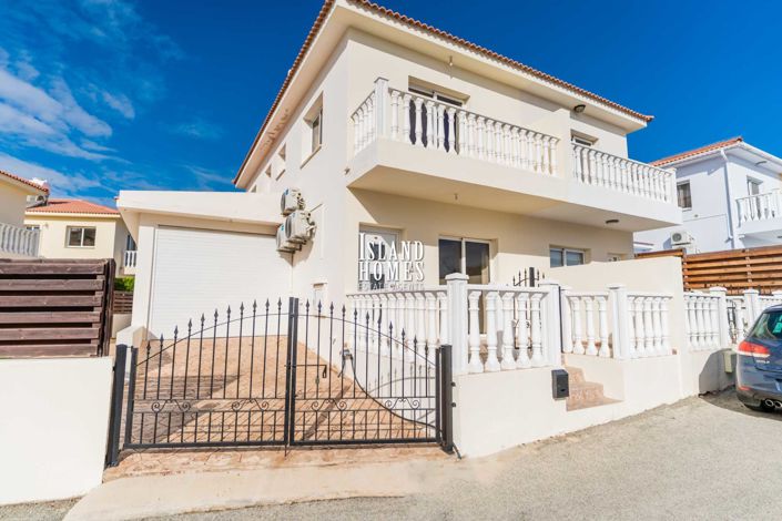 Image No.7-3 Bed Semi-Detached for sale