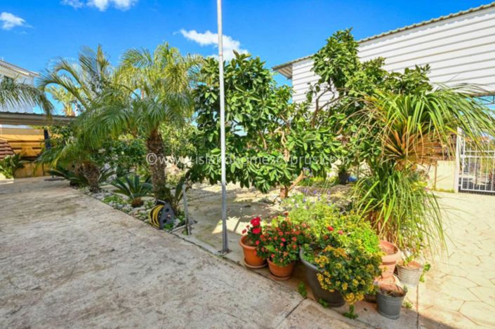 Image No.12-3 Bed Villa for sale
