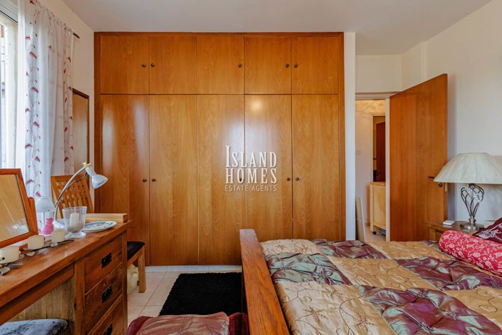 Image No.12-1 Bed Apartment for sale