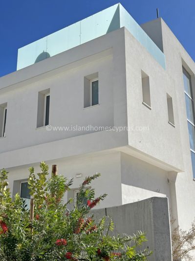 Image No.4-3 Bed Villa / Detached for sale