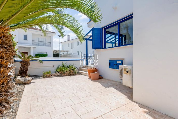 Image No.14-3 Bed Villa for sale