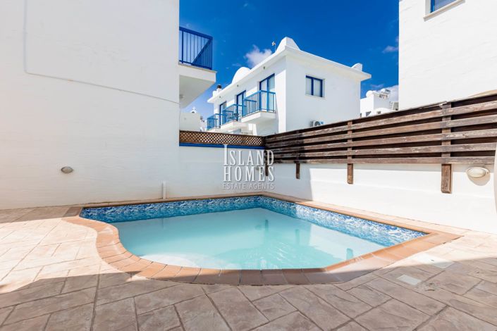 Image No.8-3 Bed Villa for sale