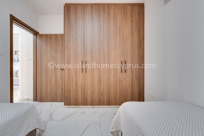Image No.11-3 Bed Apartment for sale