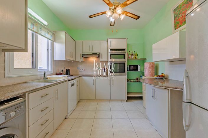Image No.5-3 Bed Semi-Detached for sale
