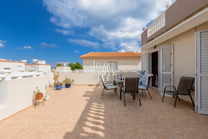 Image No.12-3 Bed Apartment for sale