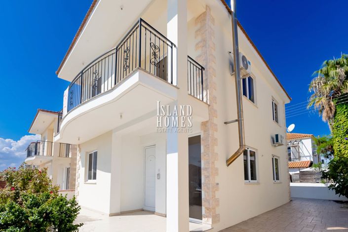 Image No.11-3 Bed Villa for sale