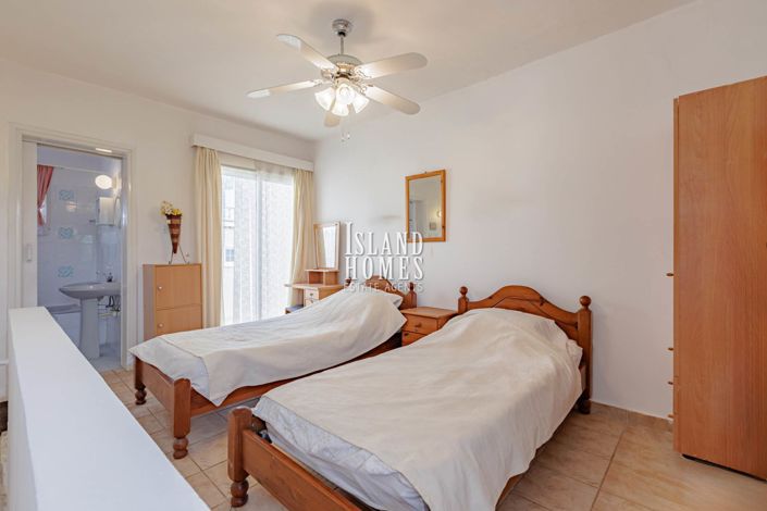 Image No.13-1 Bed Maisonette for sale
