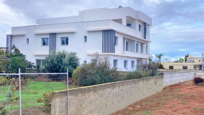 Image No.6-2 Bed Apartment for sale