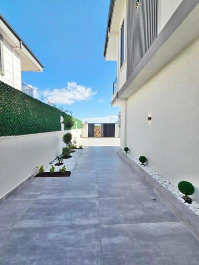 Image No.7-4 Bed Villa / Detached for sale