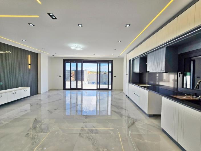 Image No.16-4 Bed Villa / Detached for sale