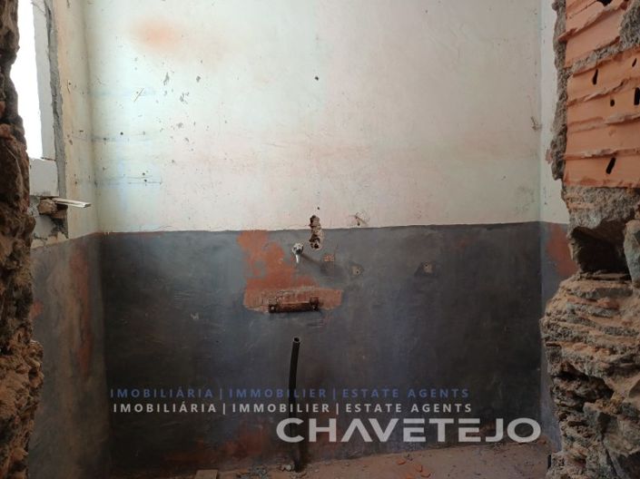 Image No.44-3 Bed House for sale
