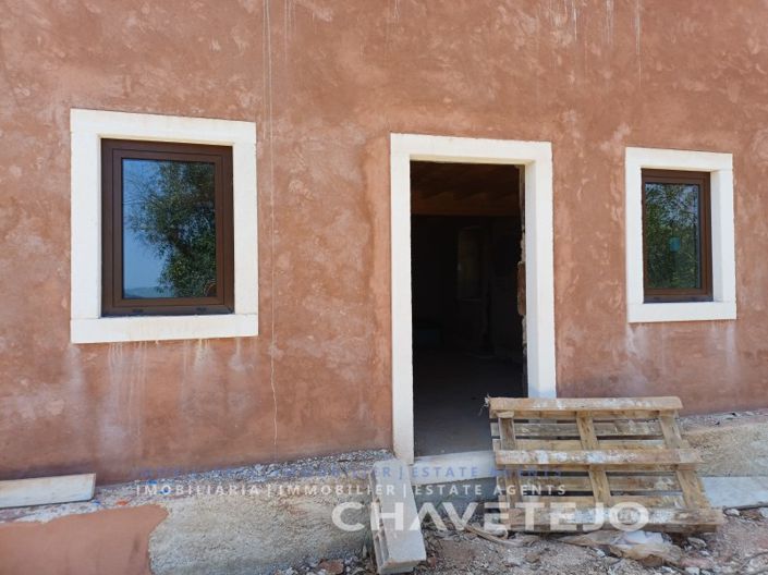 Image No.7-3 Bed House for sale