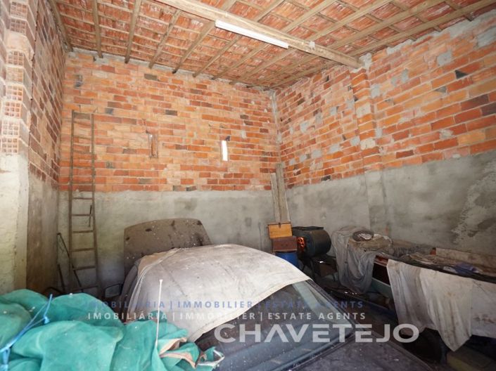 Image No.13-Ferme de 2 chambres à vendre
