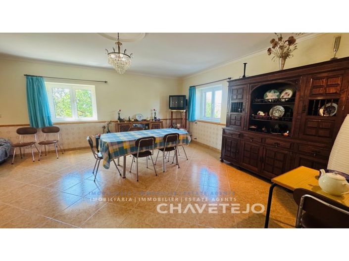 Image No.14-4 Bed House for sale