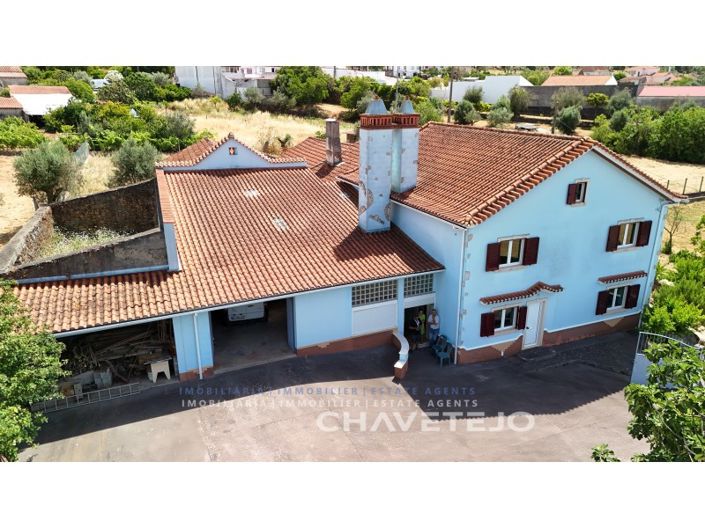 Image No.2-4 Bed House for sale