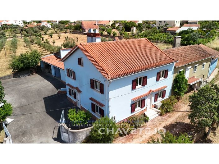 Image No.6-4 Bed House for sale