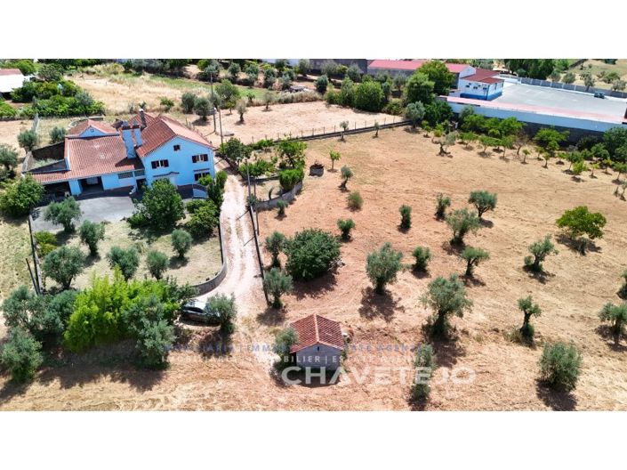 Image No.9-4 Bed House for sale