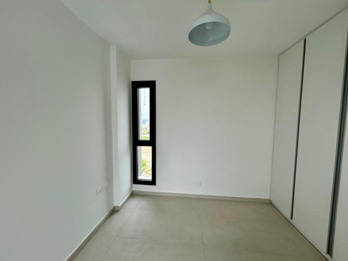 Image No.5-Penthouse de 2 chambres à vendre à Makenzie Beach