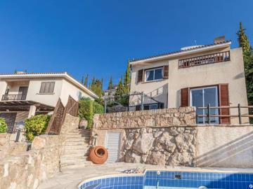 1 - Kamares, Villa