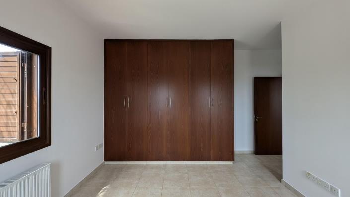 Image No.8-3 Bed Villa for sale