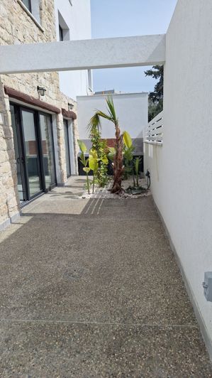 Image No.2-3 Bed Townhouse for sale