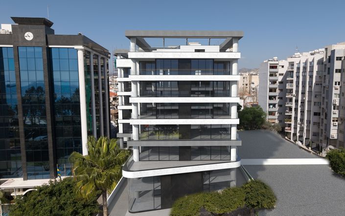 Image No.10-3 Bed Apartment for sale