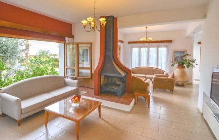 Image No.7-5 Bed Villa for sale