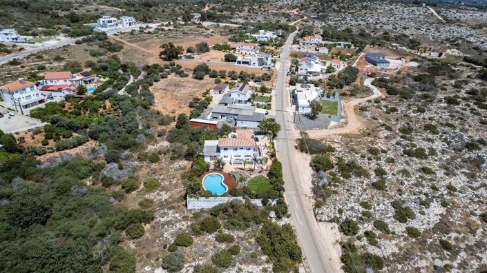 Image No.25-4 Bed Villa for sale