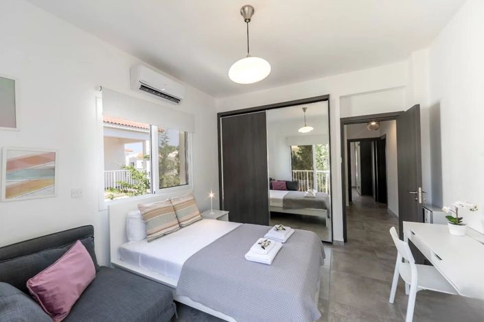 Image No.24-4 Bed Villa for sale