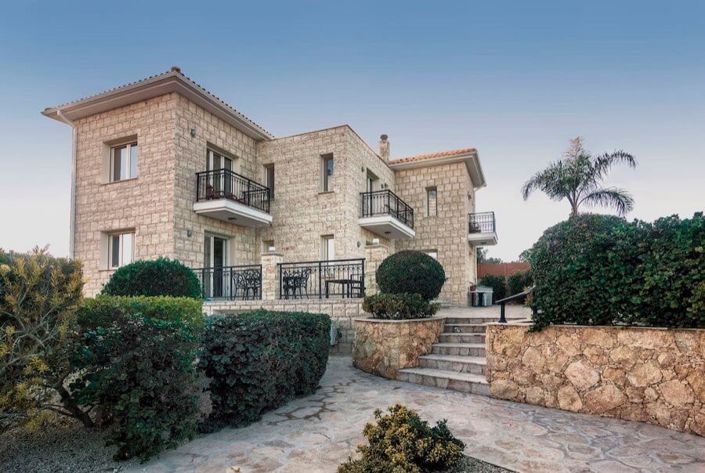 Image No.2-4 Bed Villa for sale