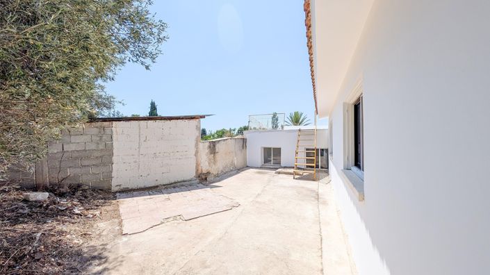 Image No.10-4 Bed Villa for sale
