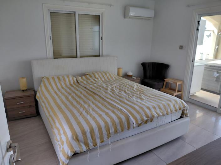 Image No.17-3 Bed Villa for sale