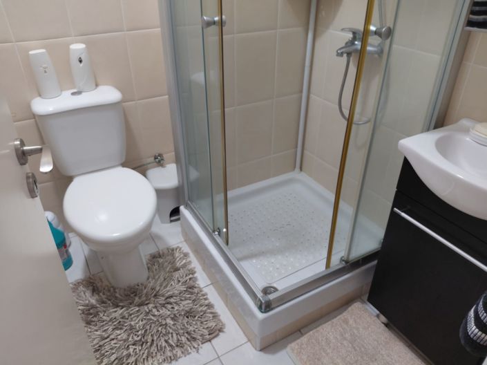 Image No.26-2 Bed Apartment for sale