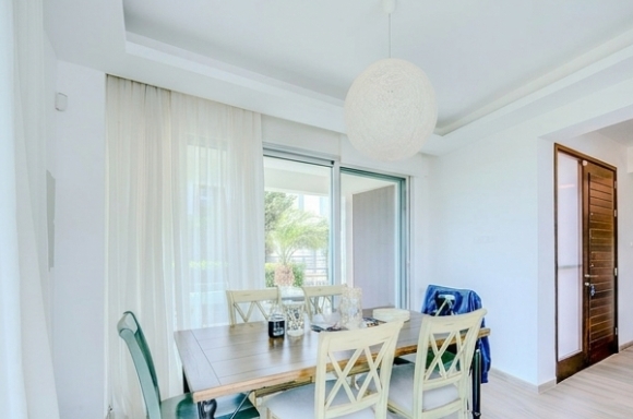 Image No.2-3 Bed Villa for sale