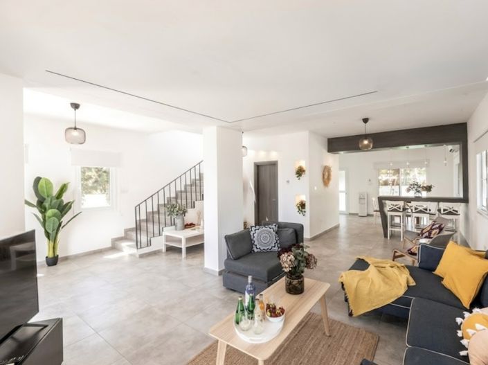 Image No.5-4 Bed Villa for sale