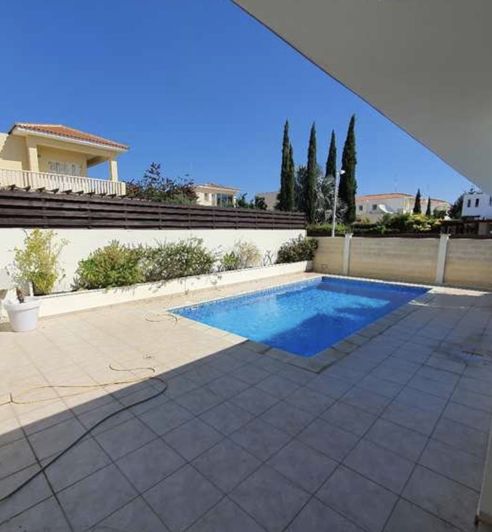 Image No.2-5 Bed Villa for sale
