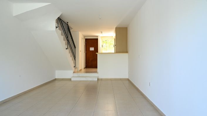 Image No.2-2 Bed Townhouse for sale