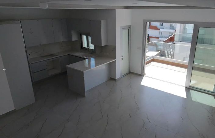 Image No.4-3 Bed Property for sale