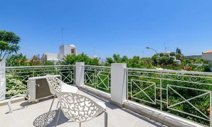 Image No.3-3 Bed Villa for sale