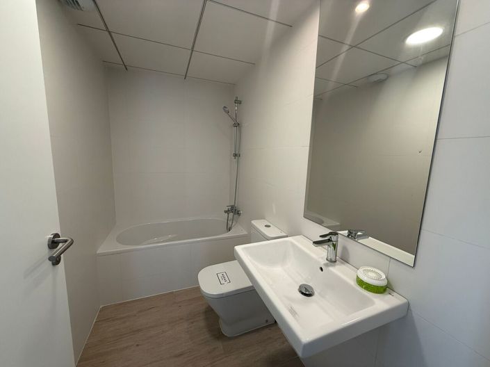 Image No.40-3 Bed Apartment for sale