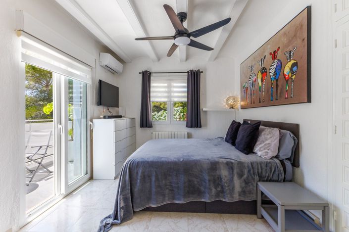 Image No.21-4 Bed Villa for sale